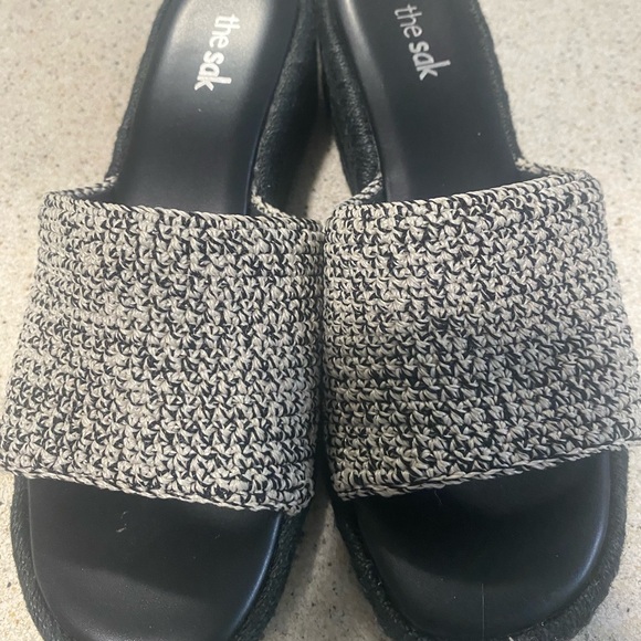 The Sak Shoe - Picture 1 of 3